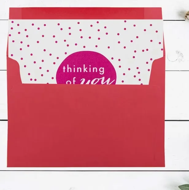 Modern Moving with 25/Pack, Size: A7 (5.25 x 7.25 inches), Quantity: 25 envelopes per pack - Red Model 14521B