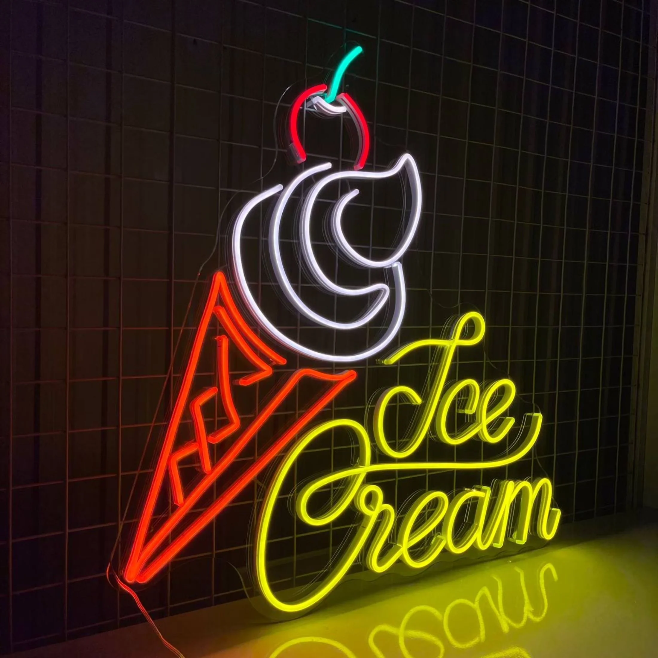 Classic Novelty Light with LED, Ice Cream Neon Sign, Ice Cream Wall Art Decor - Navy Model 79B7F3