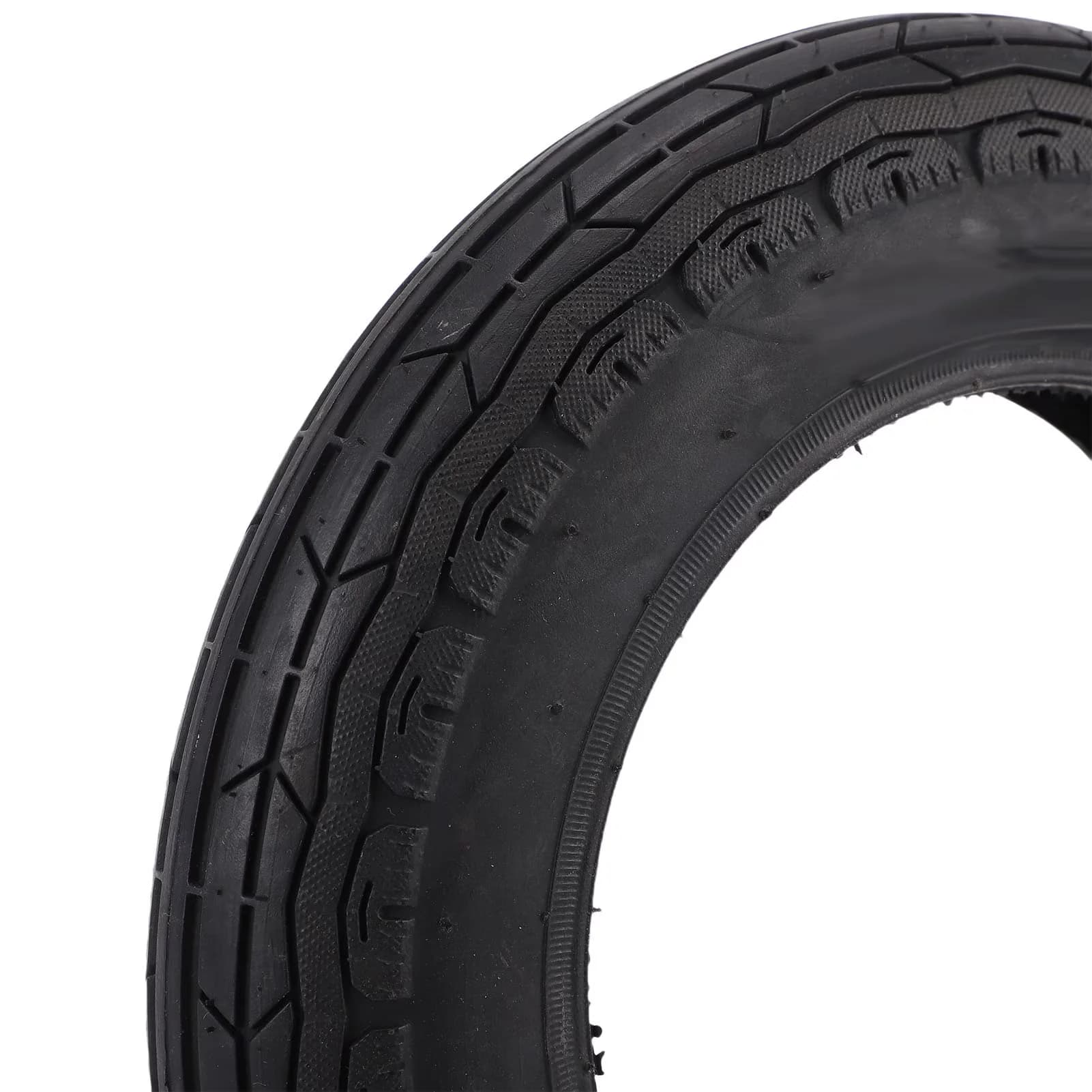 Sleek Motor Home And Rv Tire with Crack Resistant, Anti-Skid, Durable Construction - Model A0BB05