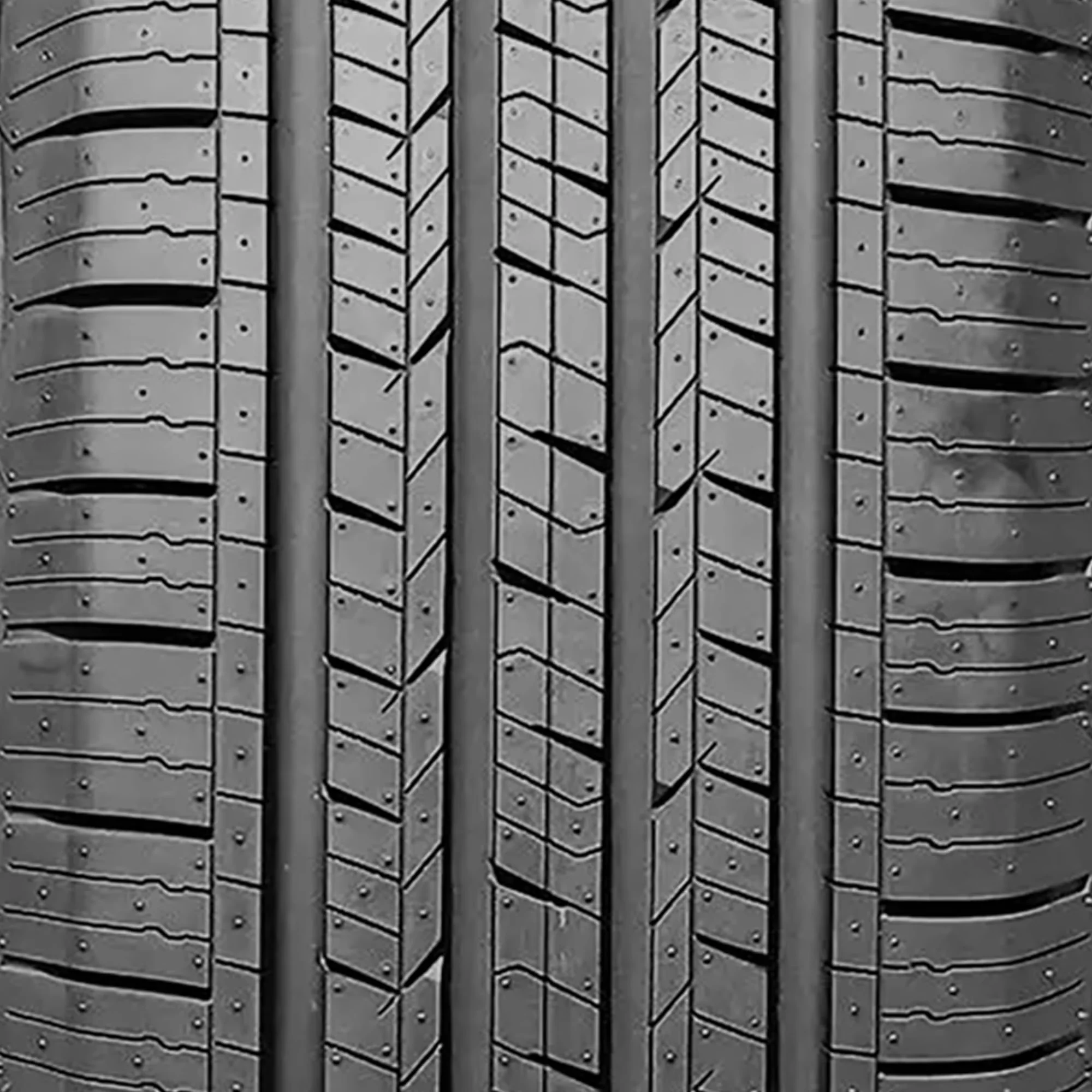 Classic Suv Tire with Fits Multiple Makes And Models, Sidewall style: Black Sidewall - Model 503D19