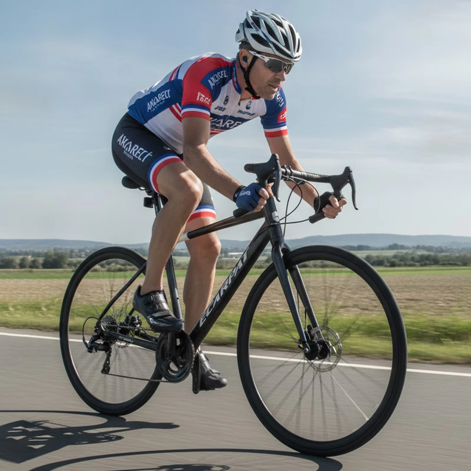 Essential Road Bike with 700C, Frame Material: Aluminum, Bike Type: 700C Road Bike - Black Model 047D92