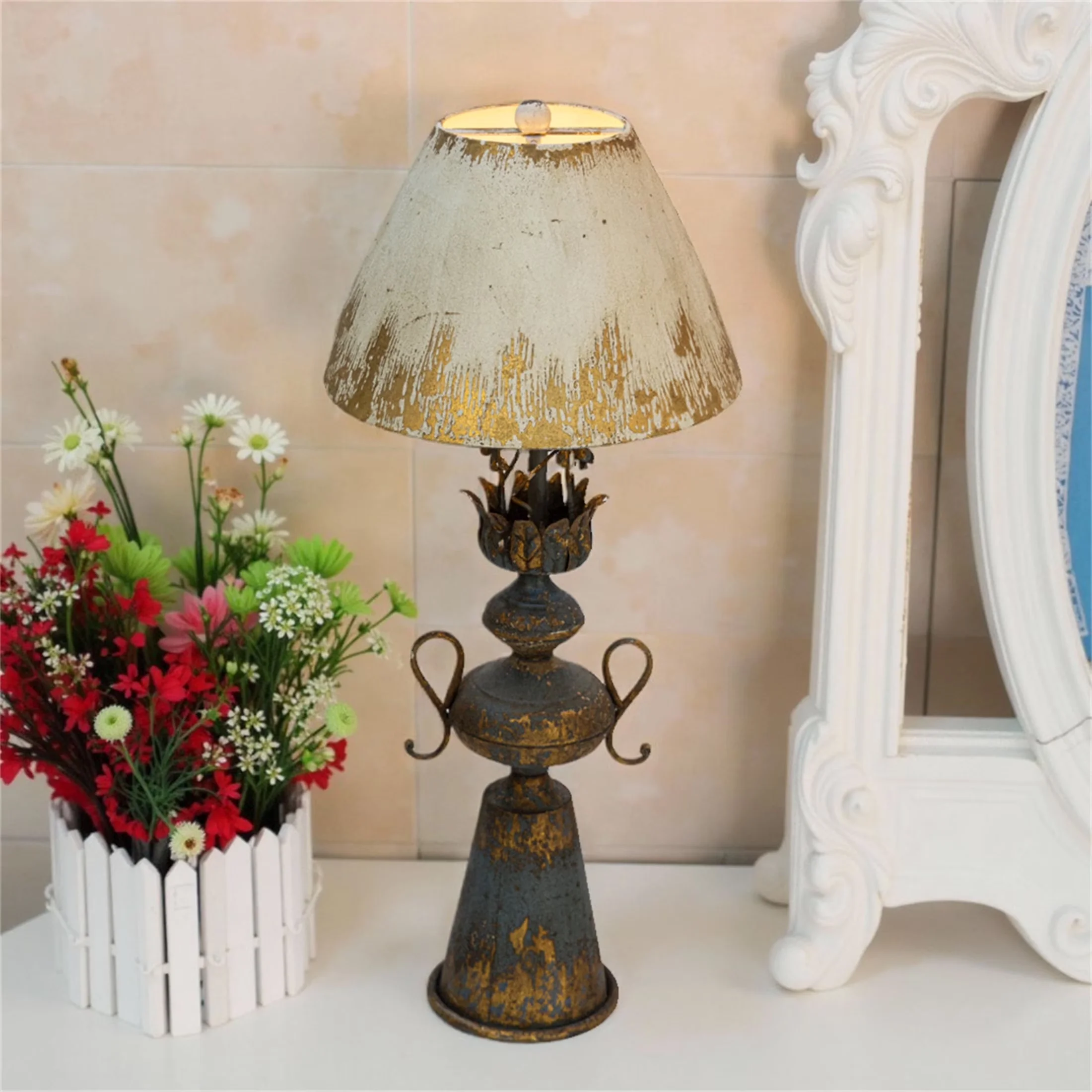 Durable Table Lamp with LED, Standard Lamps - Metal Black, Gold, White Model 60ED5C