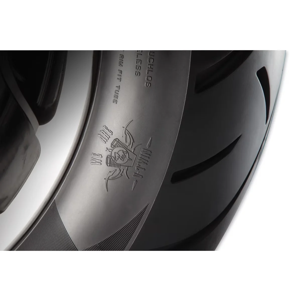 Professional Motorcycle Tire with Smooth - Black Wall 70B-21 for General Purpose Model BD49D3